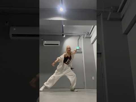 네가 없는 이 곳에서어.. أ‿أ #shorts